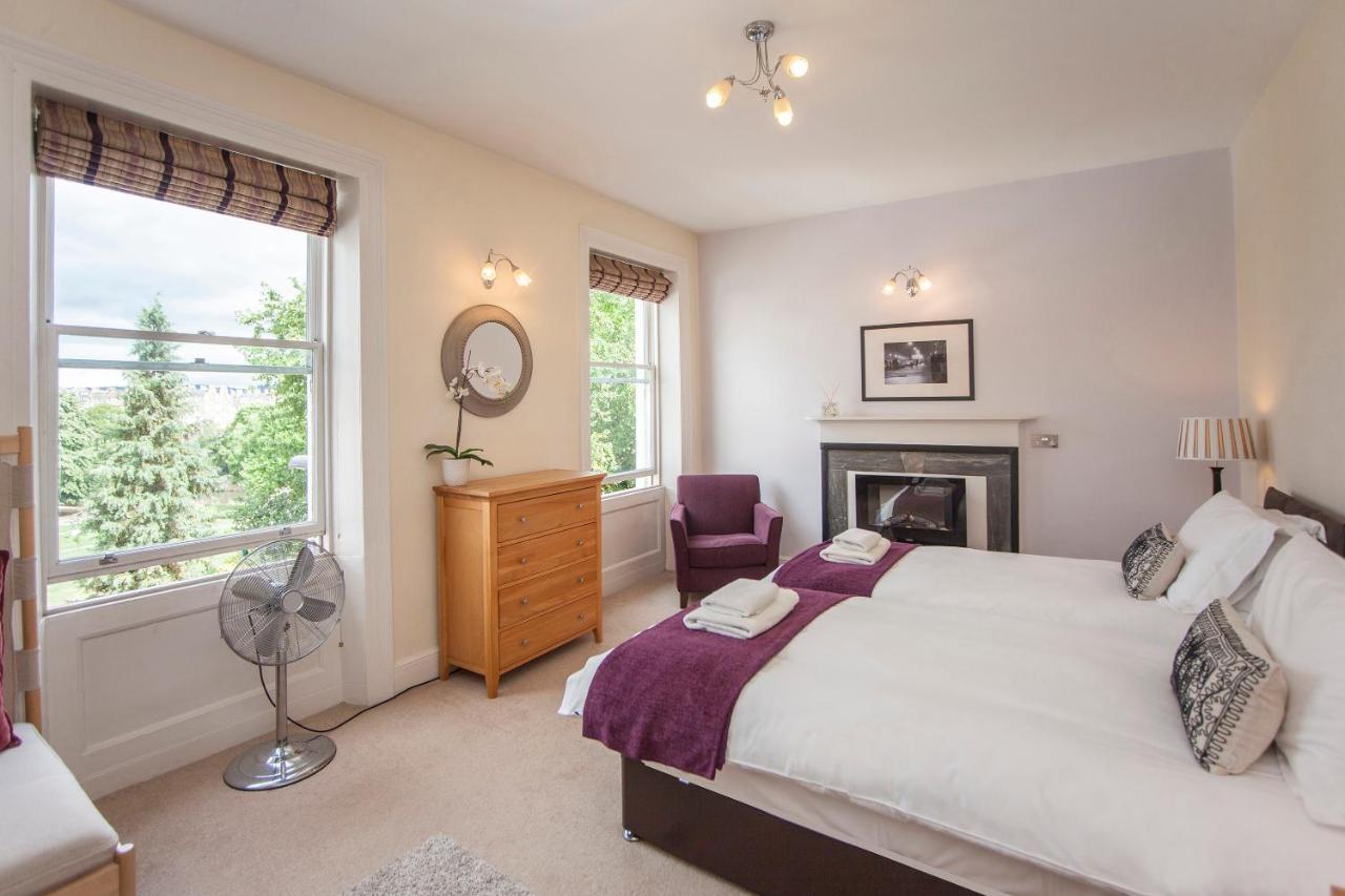 באת' Stunning Spacious Central Apartment Near Parade Gardens מראה חיצוני תמונה